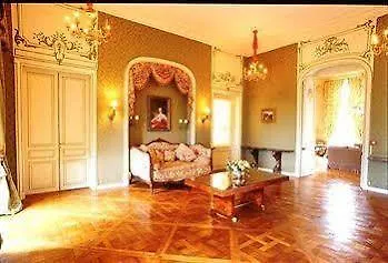 Chateau Du Marechal De Saxe Otel